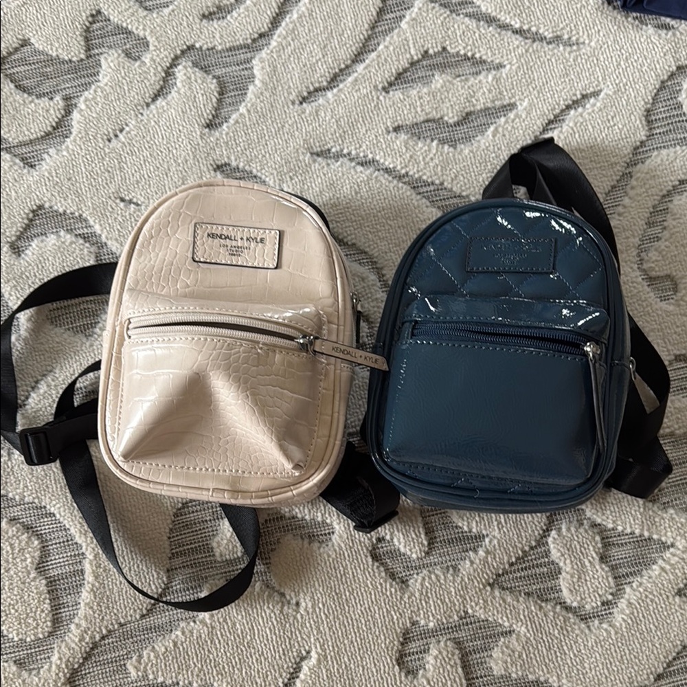 Kendall + Kylie Mini Backpack Set in Cream and Navy